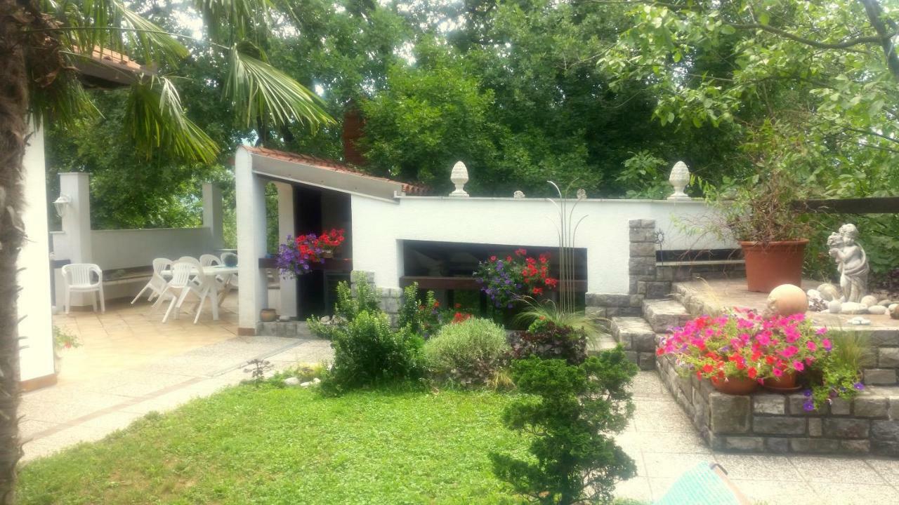 Apartment Slavi Vipava Exterior photo